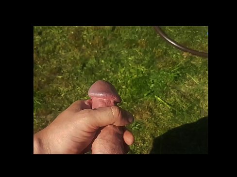 ❤️ Žhavá kočička si nechá ošukat růžovou kundičku a udělá se squirtem v letní zahradě. Anal porno u nás cs.my-hentai-gallery.ru