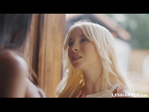 ❤️ Dívka se po několika měsících vrátí domů a skončí u lízání kundy své nevlastní matky Anal porno u nás cs.my-hentai-gallery.ru